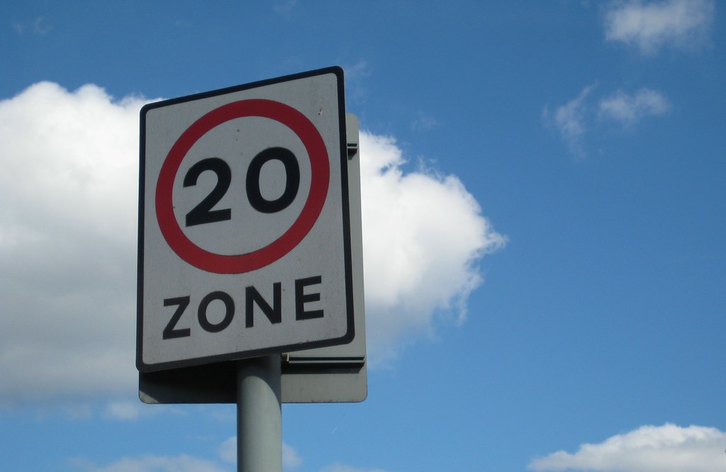 20mph speed limit pros and cons 